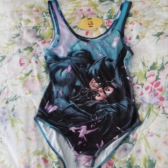 Hot Topic Tops - Batman and Catwoman XL Hot Topic DC bodysuit